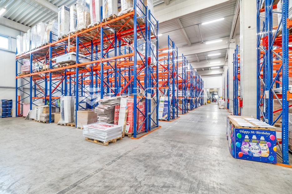 Locaux commerciaux À vendre -  Peščenica - Žitnjak