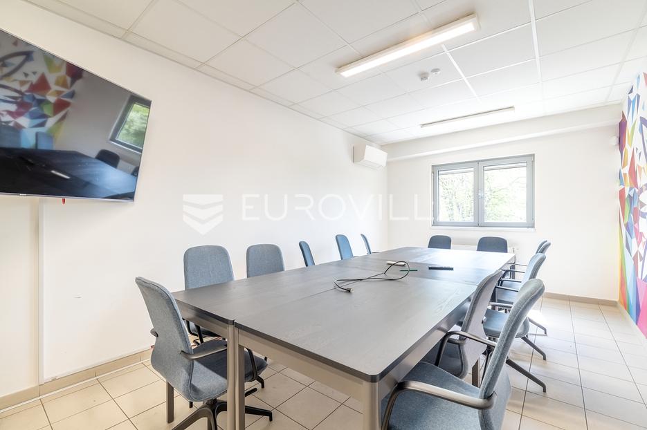Locaux commerciaux À vendre -  Peščenica - Žitnjak