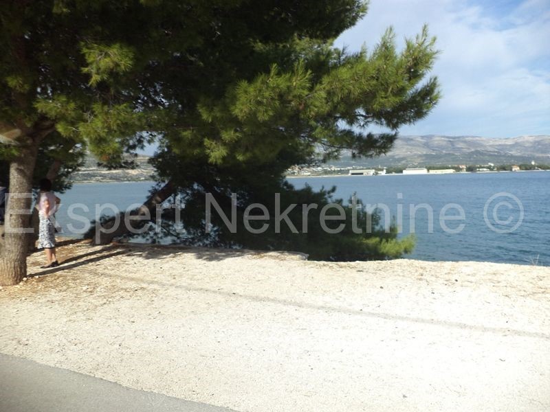 Land For sale - SPLITSKO-DALMATINSKA  TROGIR 