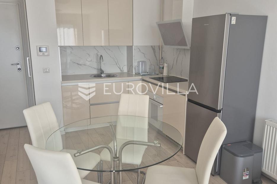 Appartement À vendre -  Trnje
