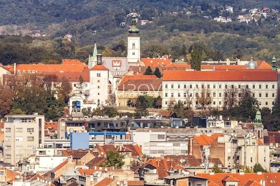 Dům Na prodej - Grad Zagreb Gornji Grad - Medveščak - foto 1/1