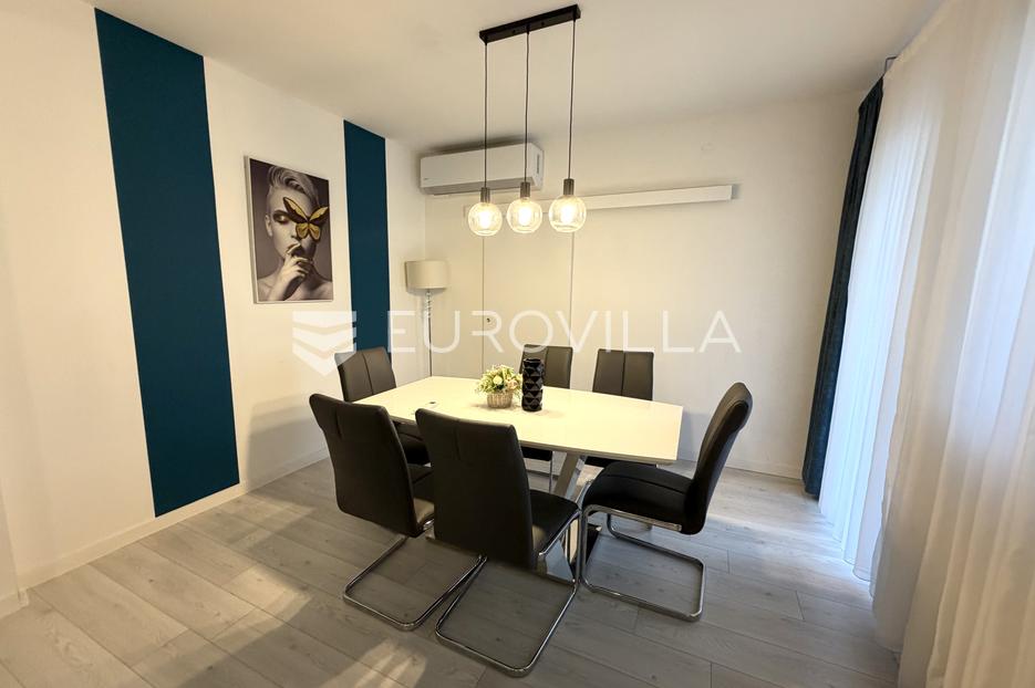 House For sale - Osječko-baranjska Đakovo