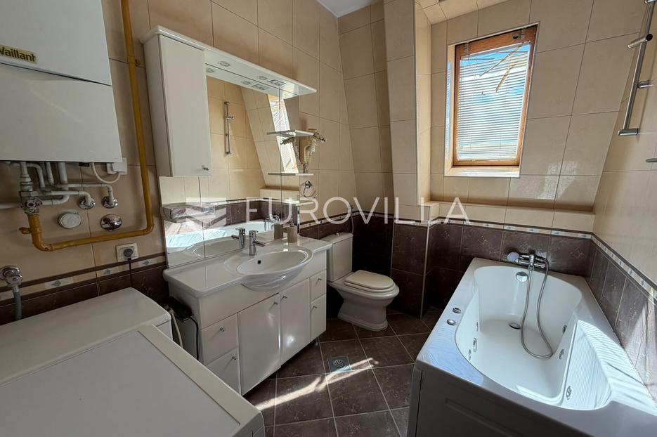 Flat For sale - Osječko-baranjska Đakovo