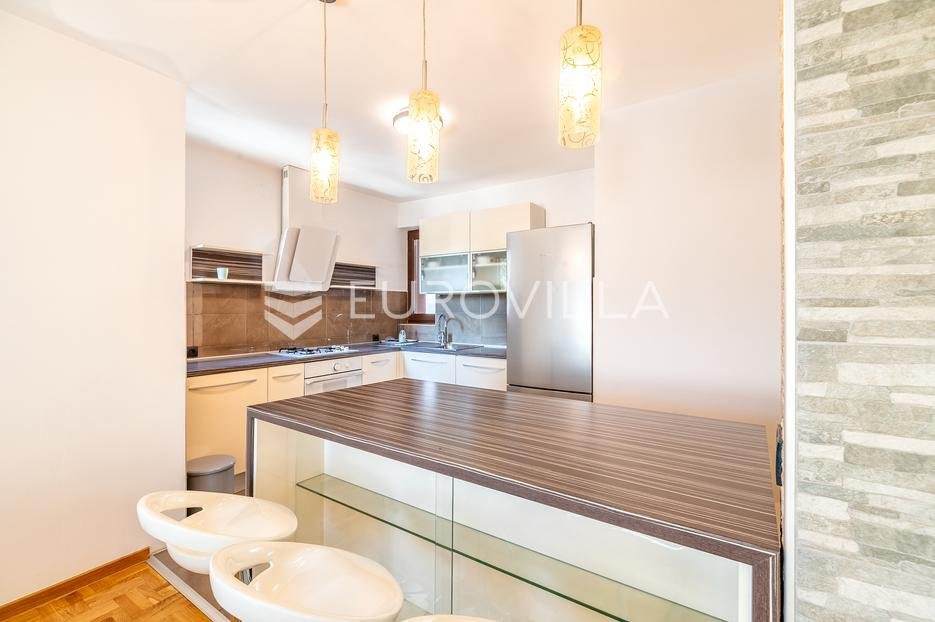 Apartma Za najem - Grad Zagreb Trnje