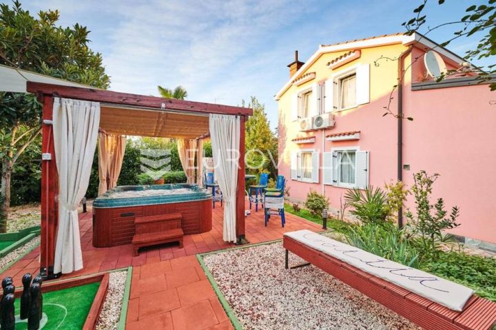 House for sale 143 m² – Umag