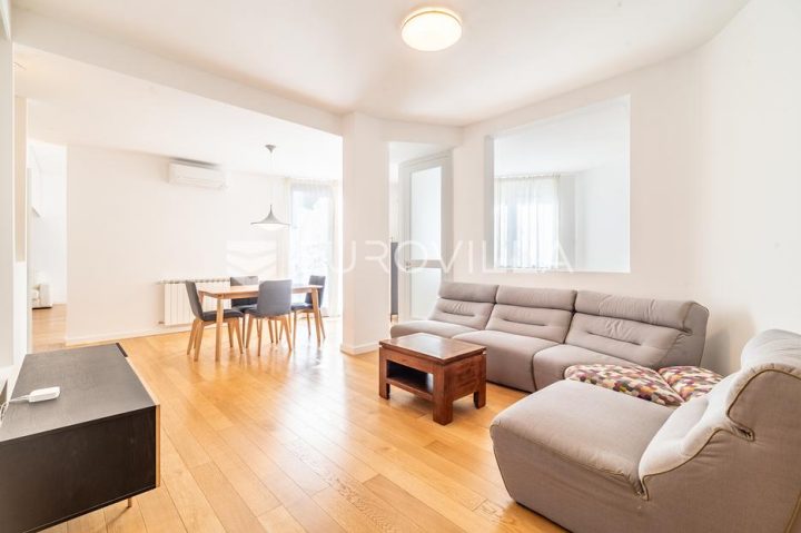 Apartmán na prodej 160 m² – Maksimir