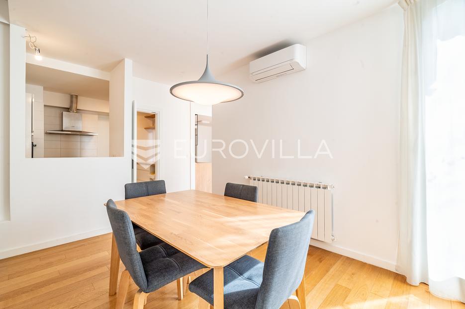 Apartmán Na predaj -  Maksimir