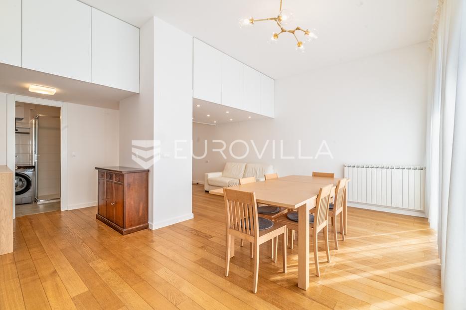 Apartmán Na predaj -  Maksimir