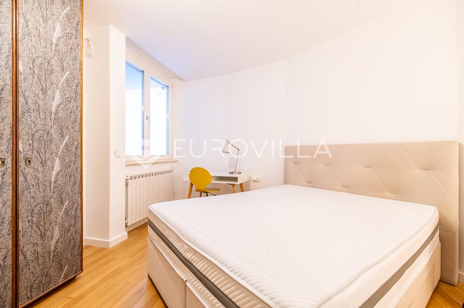 Apartmán Na predaj -  Maksimir