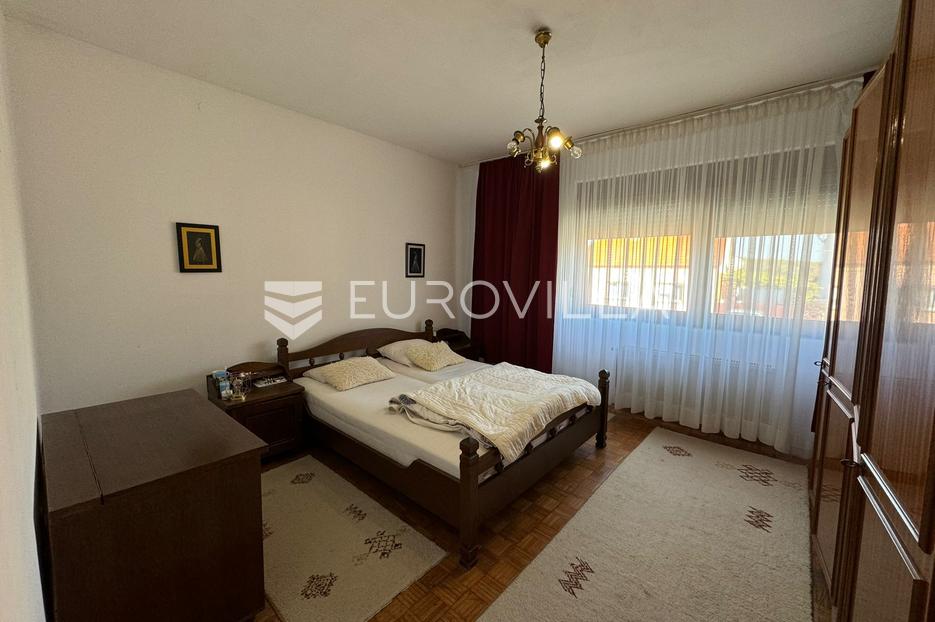 House For sale - Osječko-baranjska Đakovo