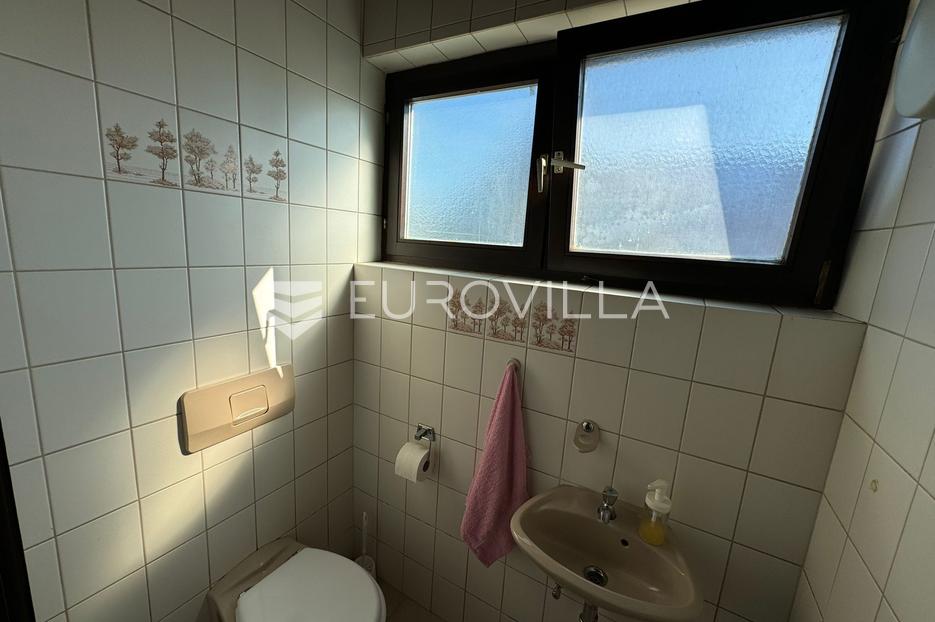 House For sale - Osječko-baranjska Đakovo