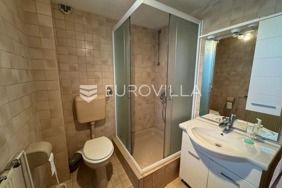 House For sale - Osječko-baranjska Đakovo