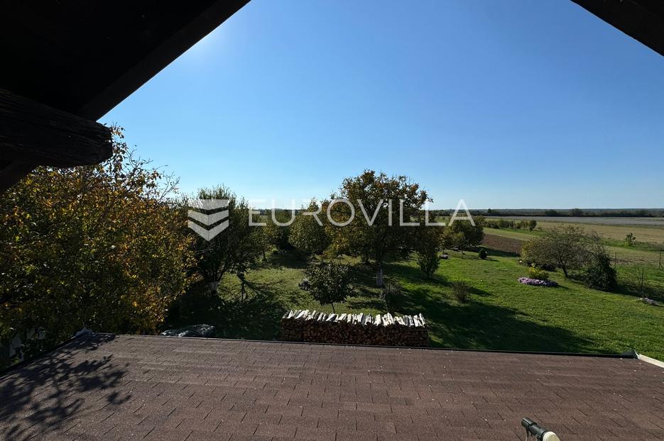 House For sale - Osječko-baranjska Đakovo