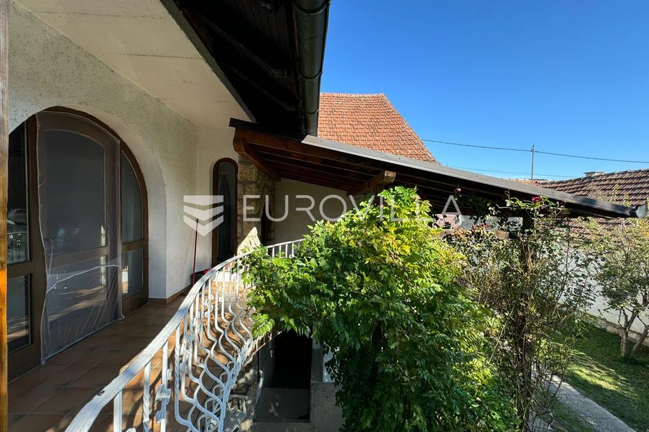 House For sale - Osječko-baranjska Đakovo