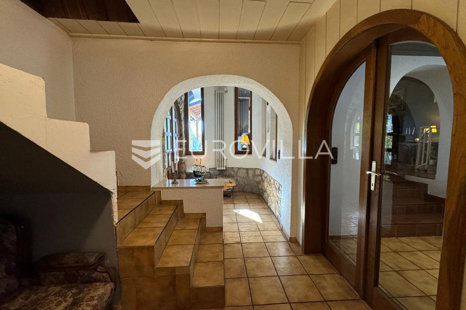House For sale - Osječko-baranjska Đakovo