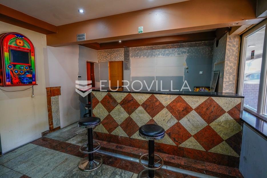 Commerciale Da affittare - Požeško-slavonska Požega