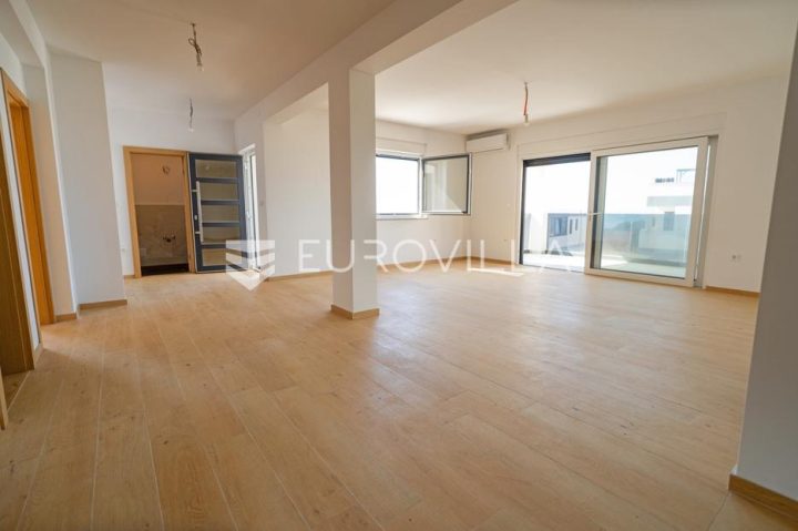 Apartma na predaj 117 m² – Banjol