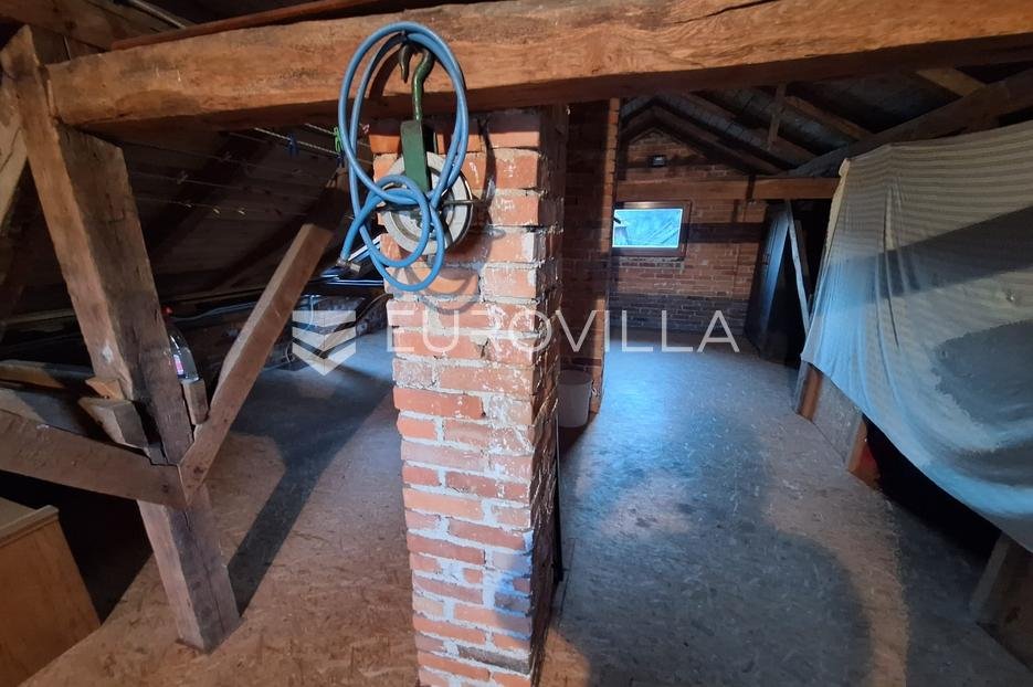 Casa In vendita - Karlovačka Netretić