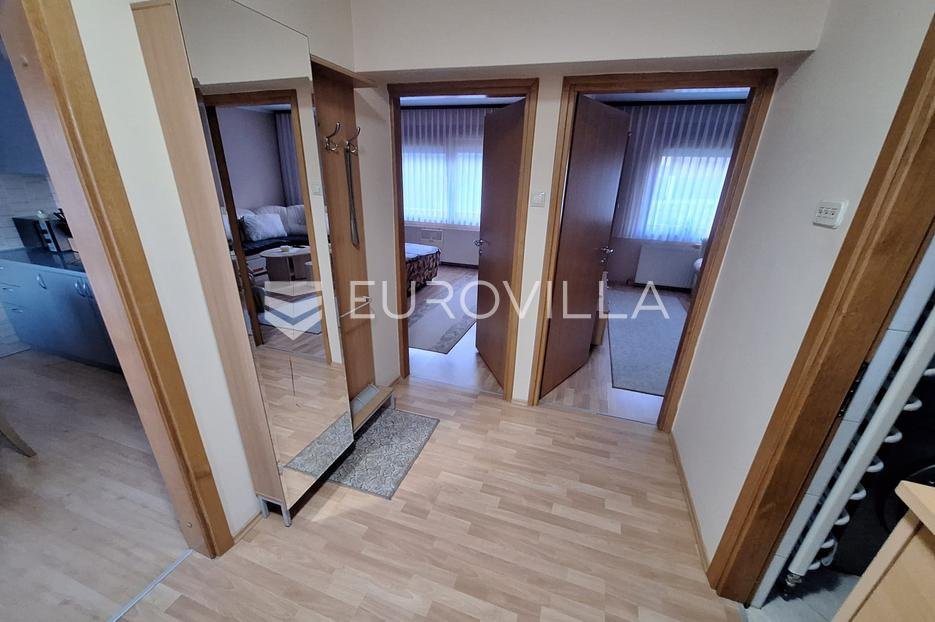 Casa In vendita - Karlovačka Netretić