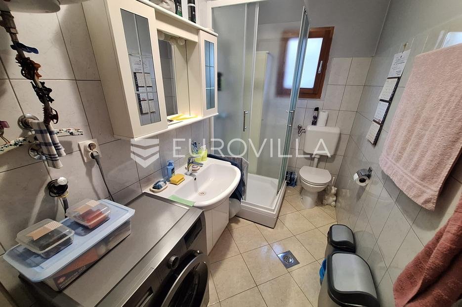 Casa In vendita - Karlovačka Netretić