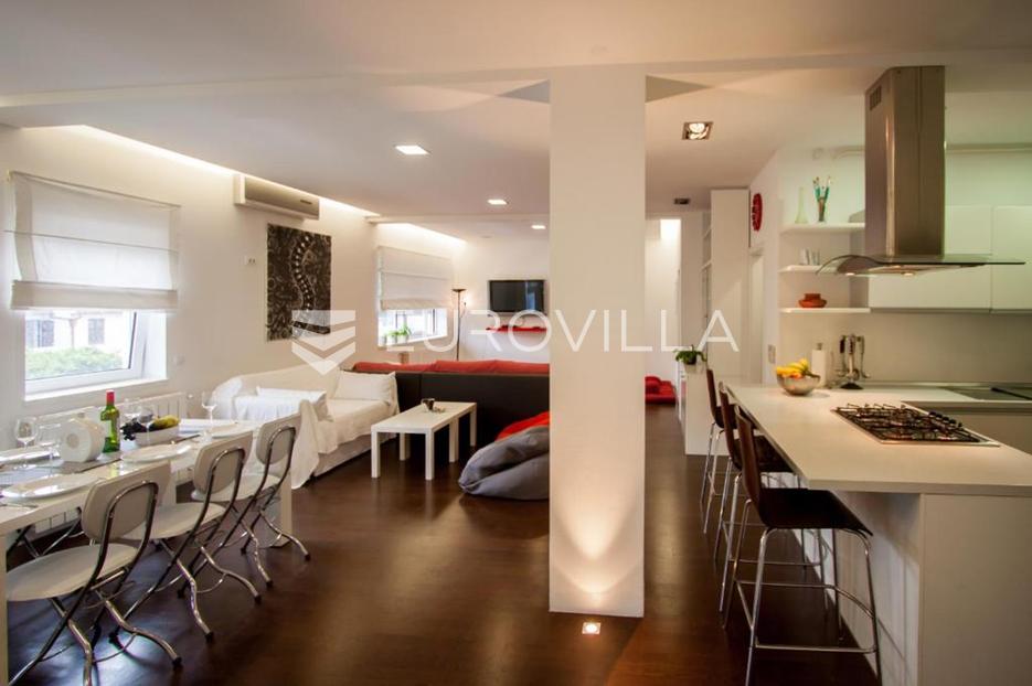 Appartement À vendre -  Pula