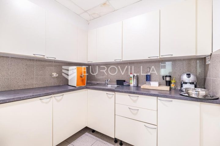 Commerciale Da affittare - Grad Zagreb Donji Grad - foto 2/2
