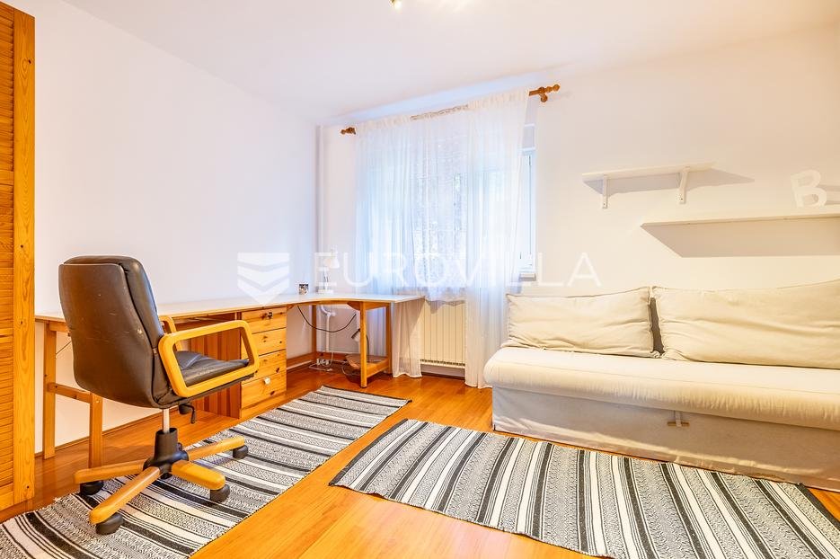 Appartement À louer - Grad Zagreb Gornji Grad - Medveščak