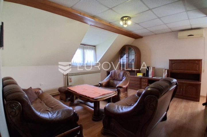 Maison à vendre 175 m² – Zagrebački Blok