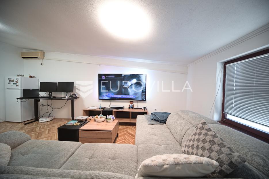 Apartmán Na predaj -  Osijek