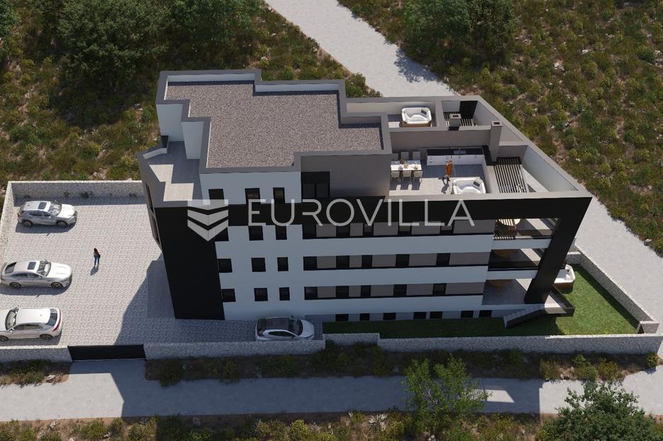Apartma Naprodaj - Zadarska Kolan