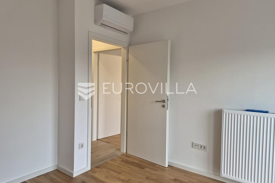 Kuća Na prodaju -  Donja Dubrava