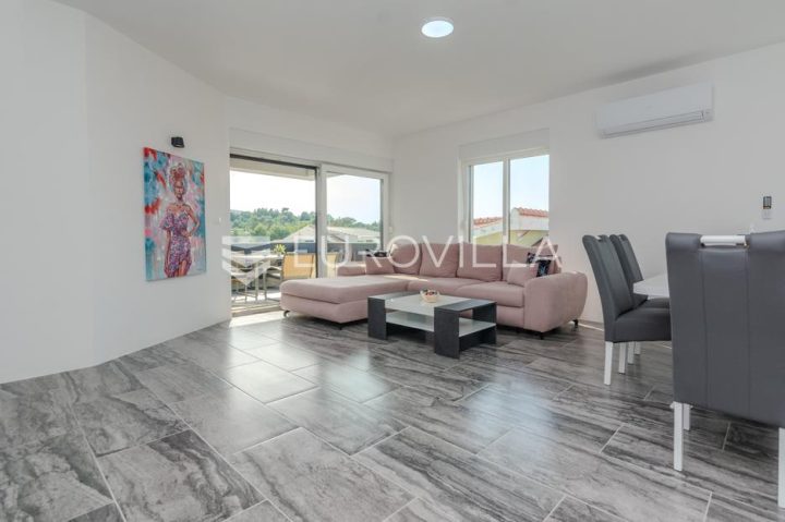Mieszkanie na sprzedaż 108 m² – Vir