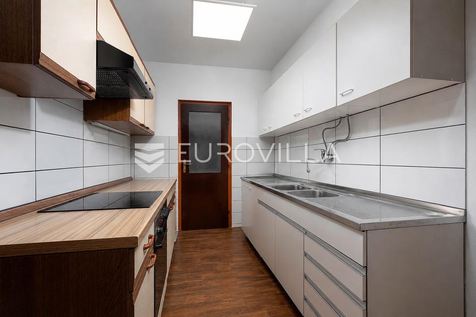 Kuća Na prodaju -  Lovran