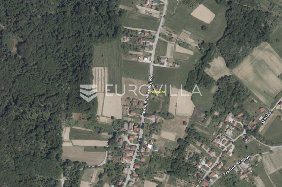 Działka Na sprzedaż -  Brezovica