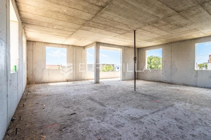 Flat for sale 81 m² – Kaštel Gomilica