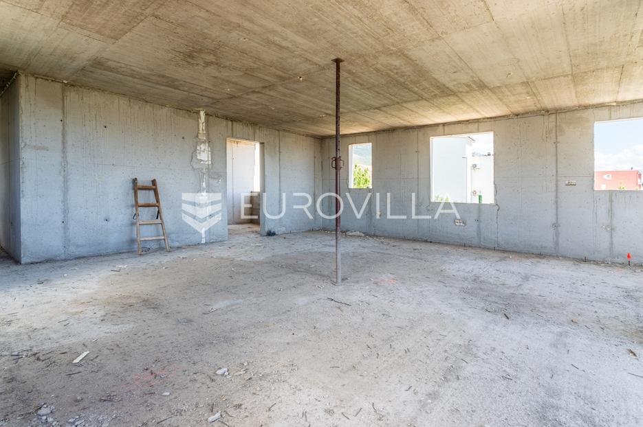 Apartmán Na predaj - Splitsko-dalmatinska Kaštela - foto 3/4