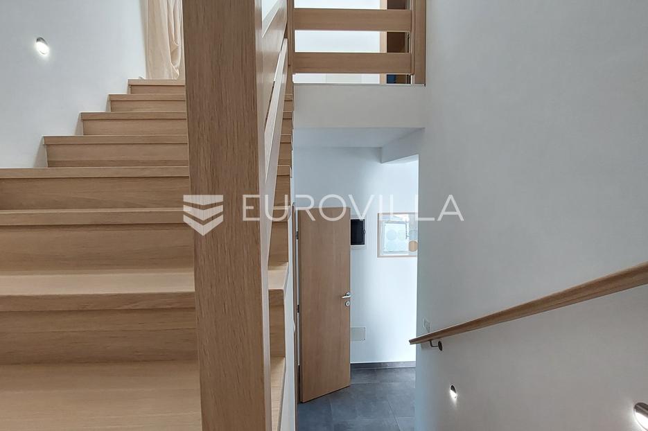 Maison À vendre -  Pula