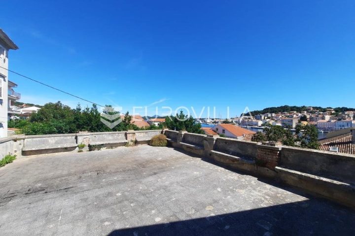 Stan na prodaju 302 m² – Mali Lošinj