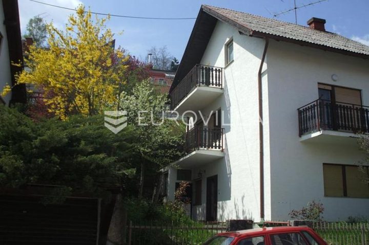 Dom na predaj 225 m² – Mlinovi