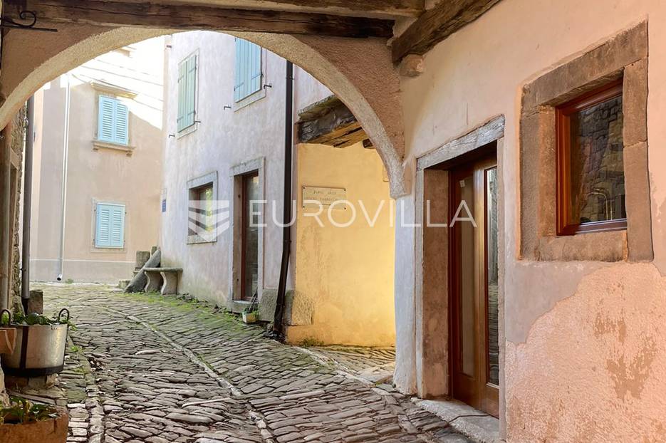 House For sale -  Oprtalj