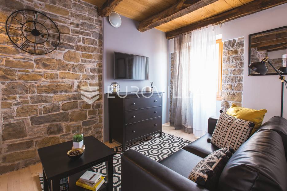 House For sale - Oprtalj - foto 2/17