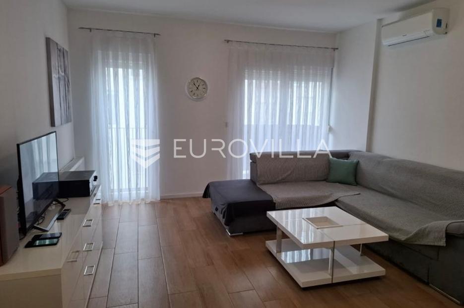 Flat For sale -  Pula