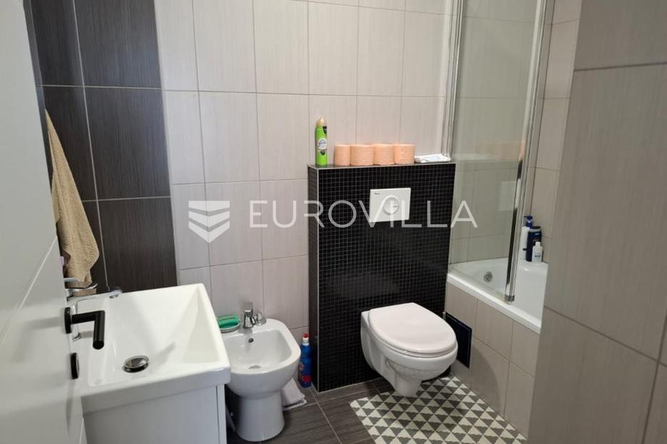 Flat For sale -  Pula