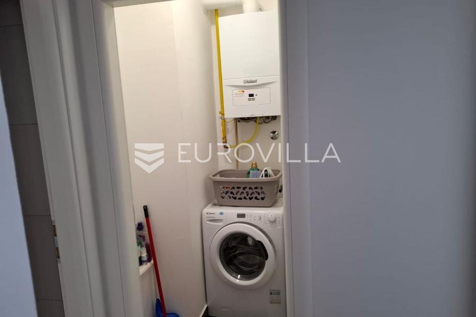Flat For sale -  Pula