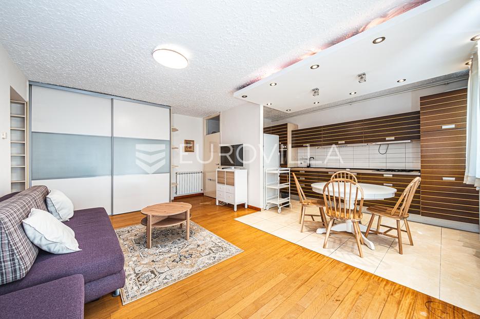 Appartement À vendre -  Peščenica - Žitnjak