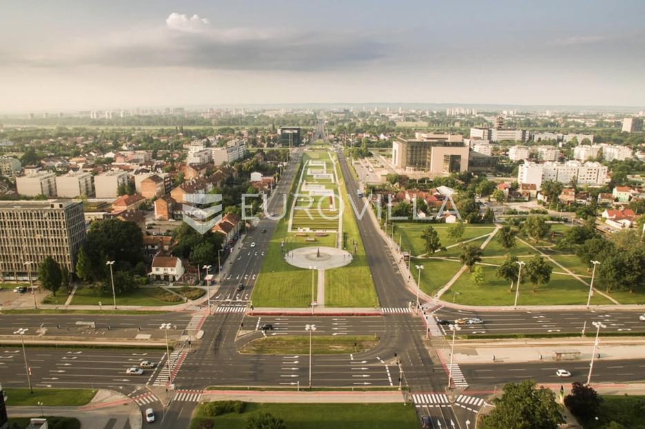 Działka Na sprzedaż Trnje