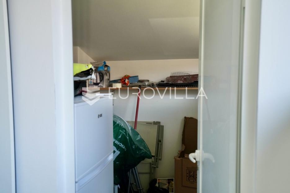 Apartma Na predaj -  Viškovo