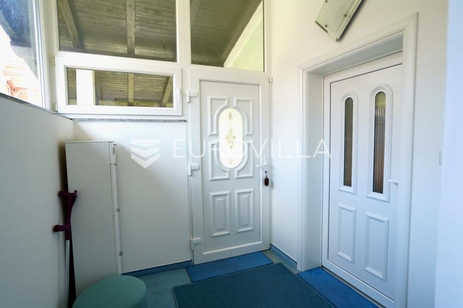 Apartma Na predaj -  Viškovo