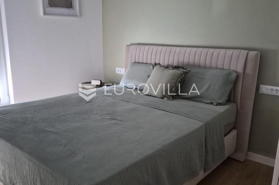 Apartment Zu verkaufen -  Šibenik - Okolica