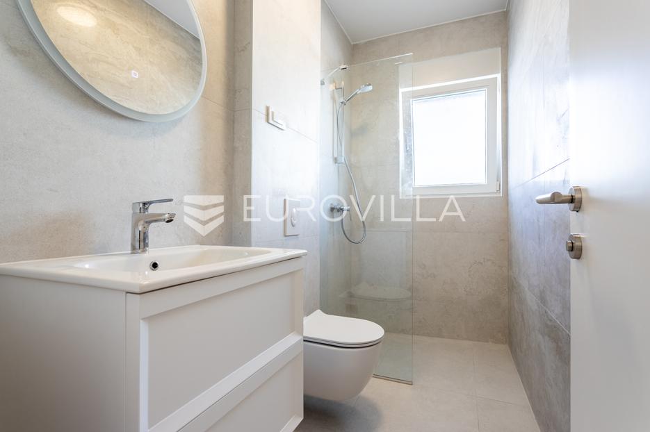 Apartmán Na predaj - Vodice - foto 1/8